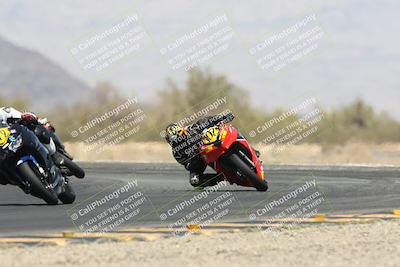 media/Apr-20-2025-CVMA (Sun) [[39090e8767]]/Race 11-500-350 Supersport (Holeshot)/